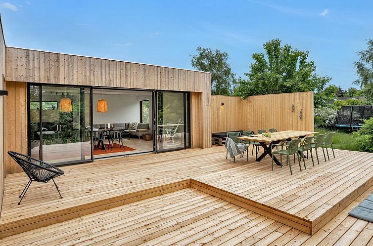 Vakantiehuis "Matti" - 1km from the sea