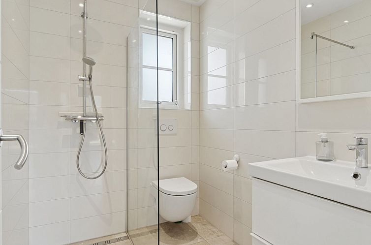 Vakantiehuis "Alvia" - 1.6km from the sea