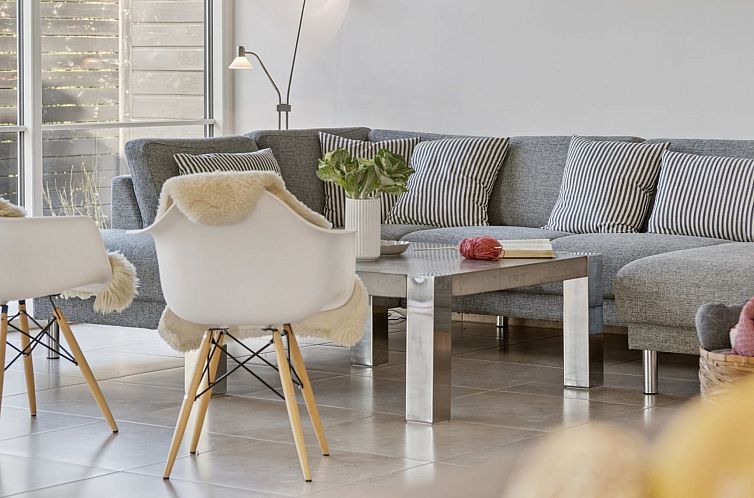 Vakantiehuis "Alvia" - 1.6km from the sea