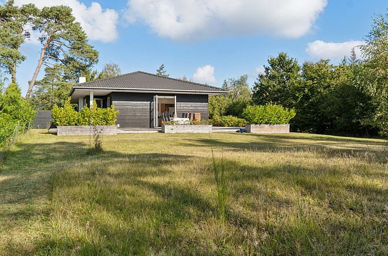Vakantiehuis "Alvia" - 1.6km from the sea