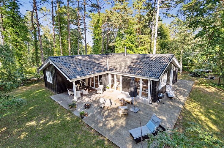 Vakantiehuis "Anar" - 900m from the sea