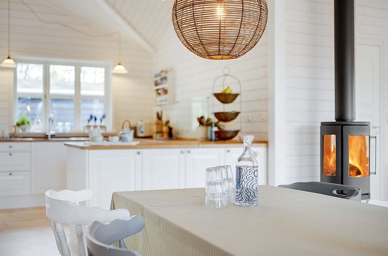 Vakantiehuis "Anar" - 900m from the sea