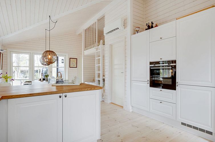 Vakantiehuis "Anar" - 900m from the sea