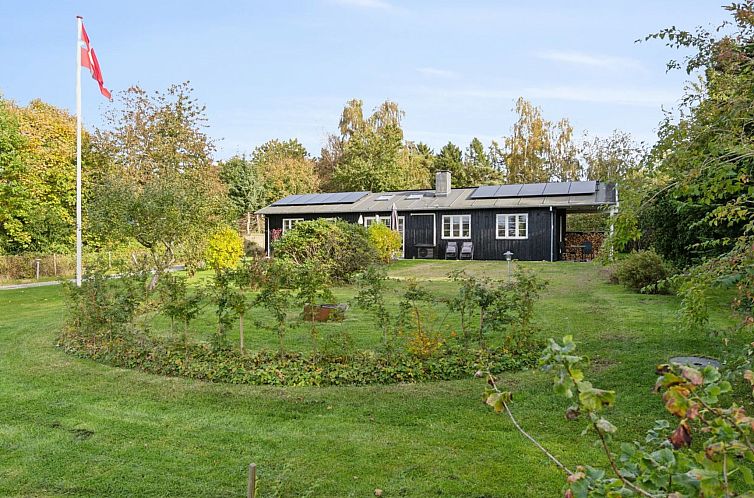 Vakantiehuis "Domi" - 1.3km from the sea