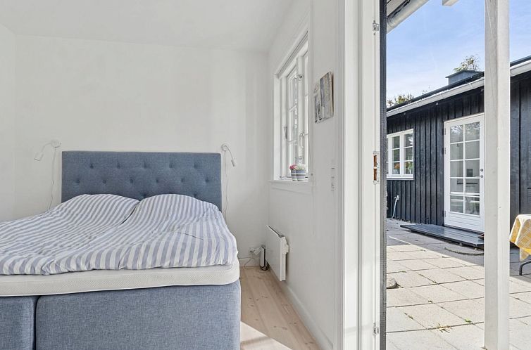 Vakantiehuis "Domi" - 1.3km from the sea