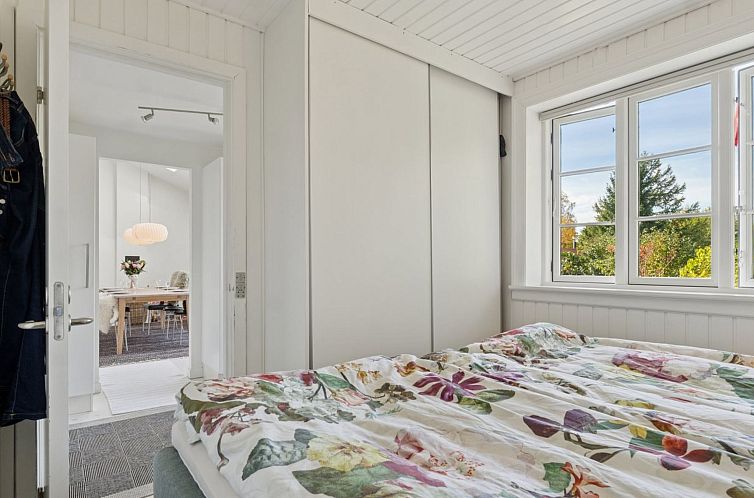 Vakantiehuis "Domi" - 1.3km from the sea
