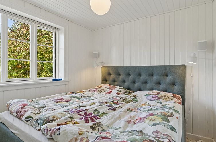 Vakantiehuis "Domi" - 1.3km from the sea