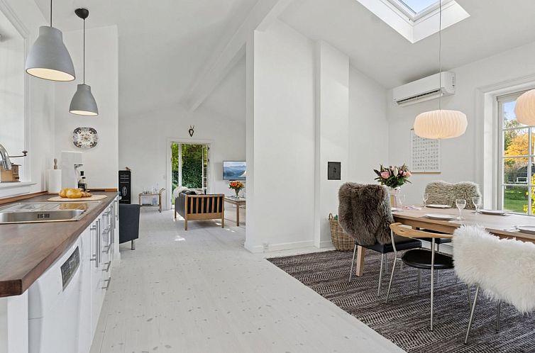 Vakantiehuis "Domi" - 1.3km from the sea