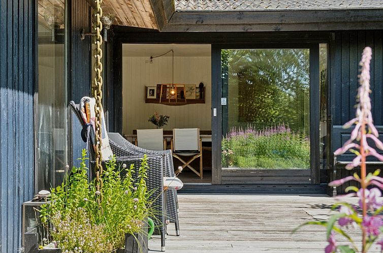 Vakantiehuis "Lasse" - 1.5km from the sea