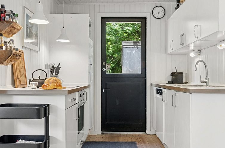 Vakantiehuis "Lasse" - 1.5km from the sea