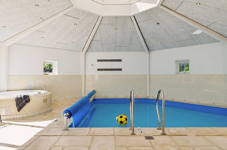 Vakantiehuis "Magh" - 400m from the sea