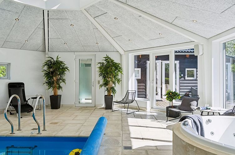Vakantiehuis "Magh" - 400m from the sea