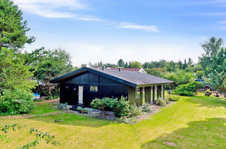 Vakantiehuis "Iolani" - 1.3km from the sea