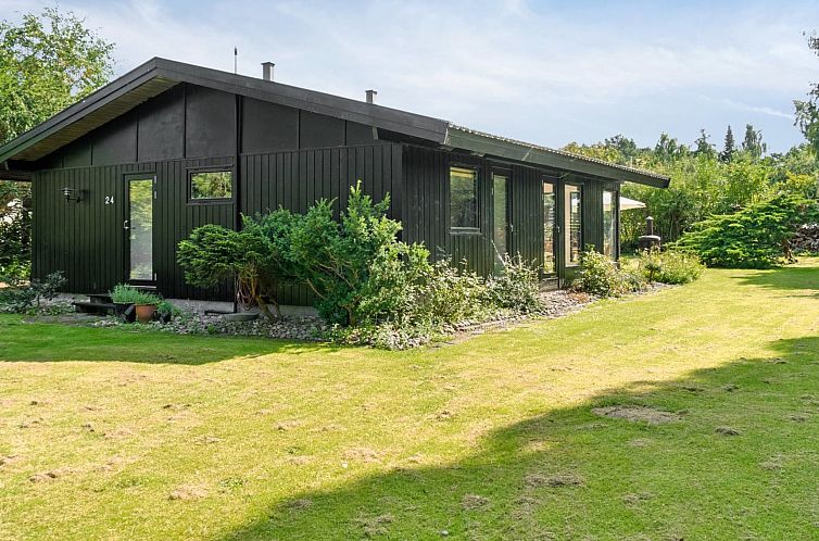 Vakantiehuis "Iolani" - 1.3km from the sea
