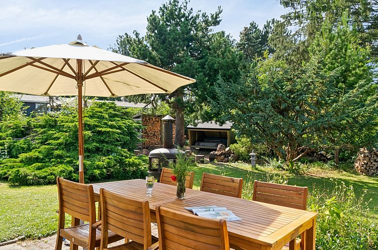 Vakantiehuis "Iolani" - 1.3km from the sea
