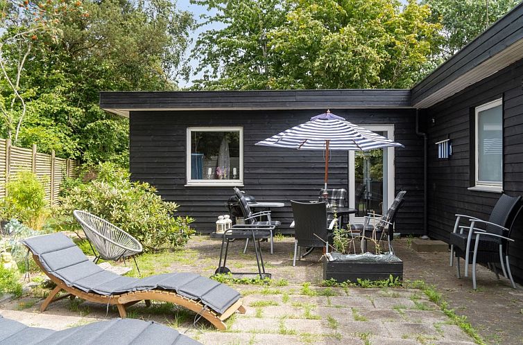 Vakantiehuis "Mark" - 1.2km from the sea