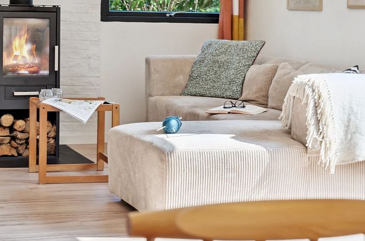 Vakantiehuis "Iolani" - 1.3km from the sea