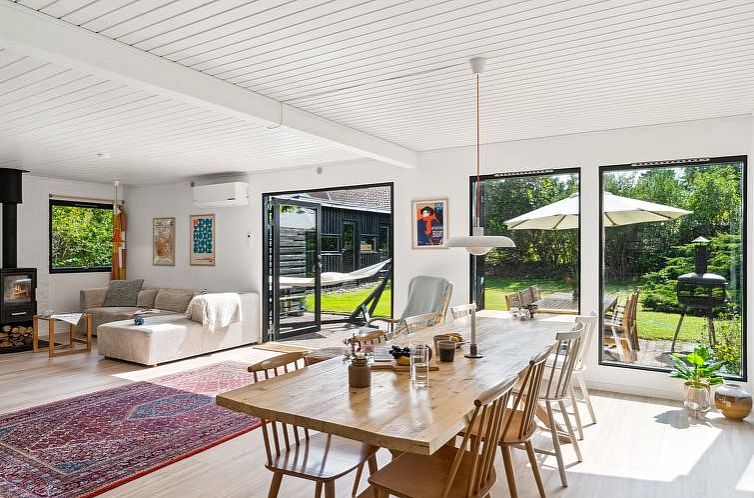 Vakantiehuis "Iolani" - 1.3km from the sea