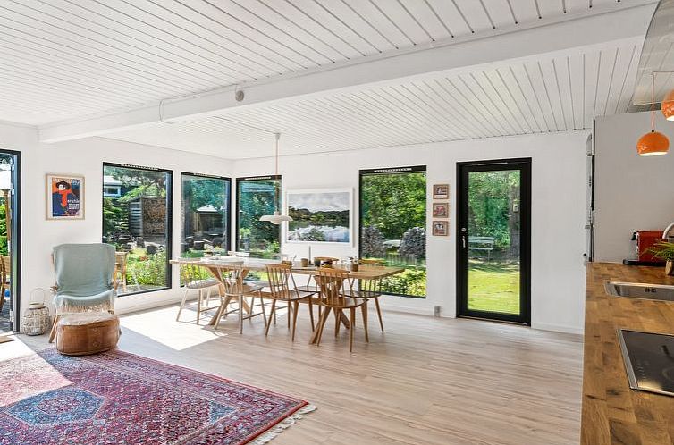Vakantiehuis "Iolani" - 1.3km from the sea