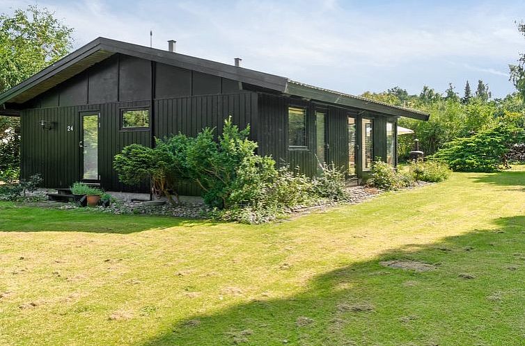 Vakantiehuis "Iolani" - 1.3km from the sea