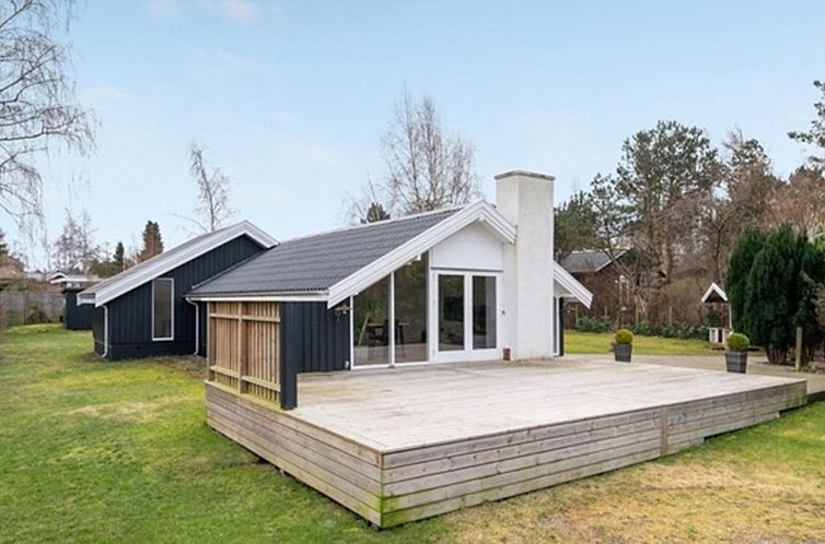 Vakantiehuis "Frithlef" - 1.3km from the sea