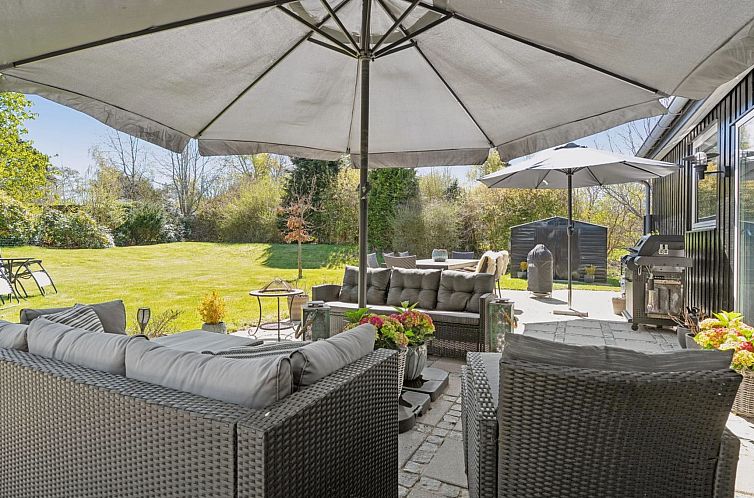 Vakantiehuis "Tjark" - 1.0km from the sea