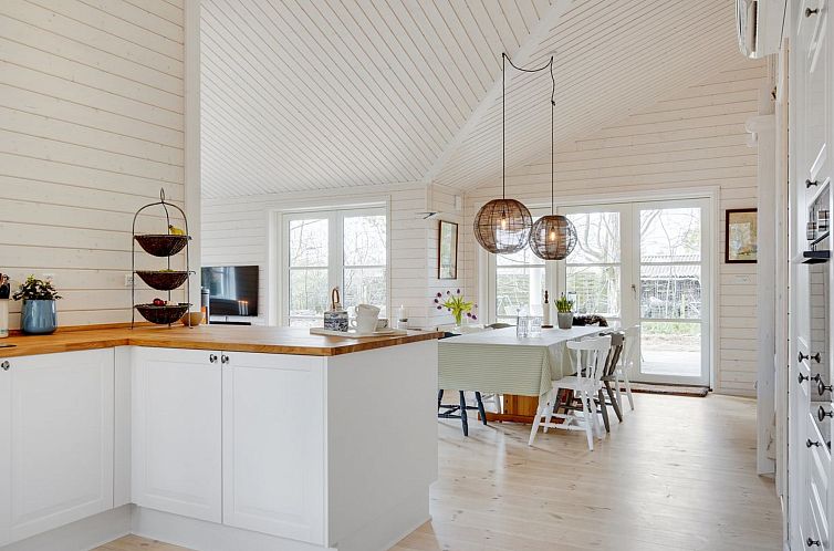 Vakantiehuis "Anar" - 900m from the sea