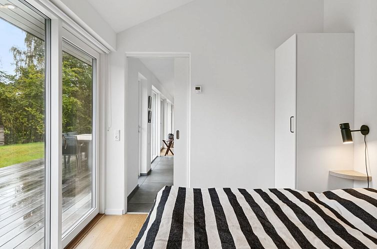 Vakantiehuis "Tessa" - 1.6km from the sea