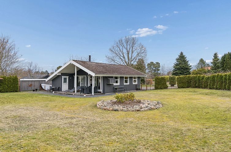 Vakantiehuis "Elline" - 450m from the sea