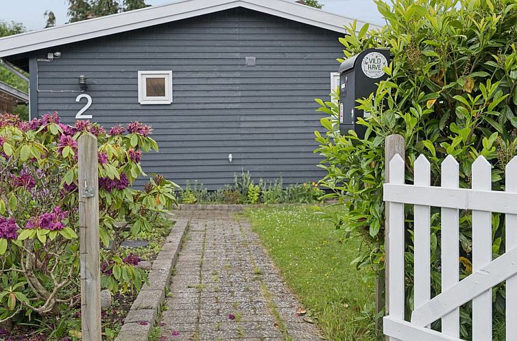 Vakantiehuis "Arise" - 1.5km from the sea
