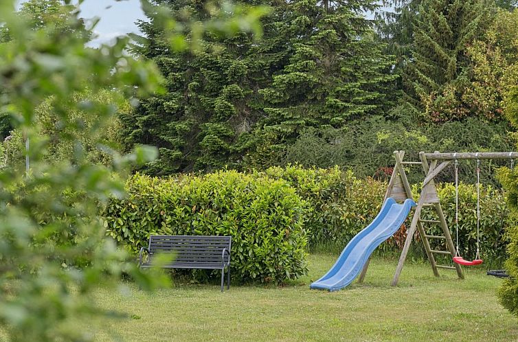 Vakantiehuis "Arise" - 1.5km from the sea