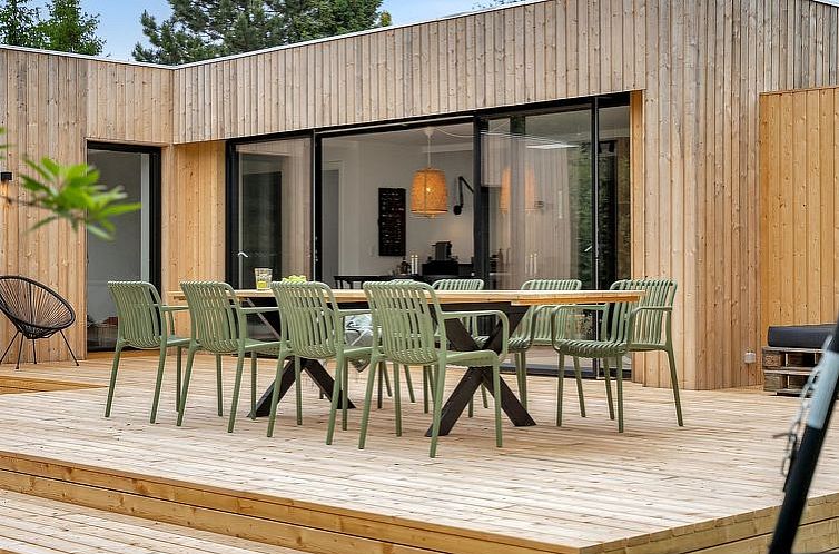 Vakantiehuis "Matti" - 1km from the sea