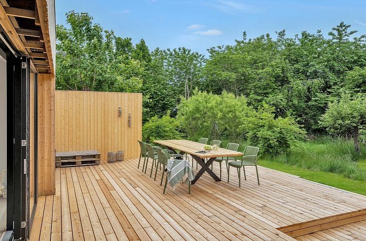 Vakantiehuis "Matti" - 1km from the sea