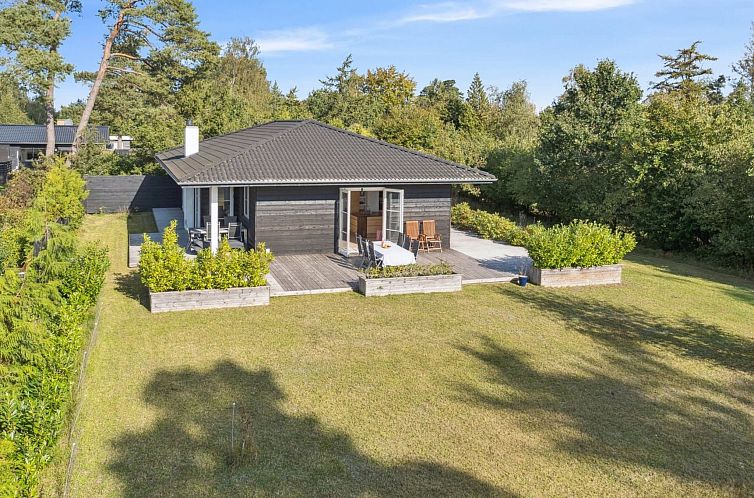 Vakantiehuis "Alvia" - 1.6km from the sea