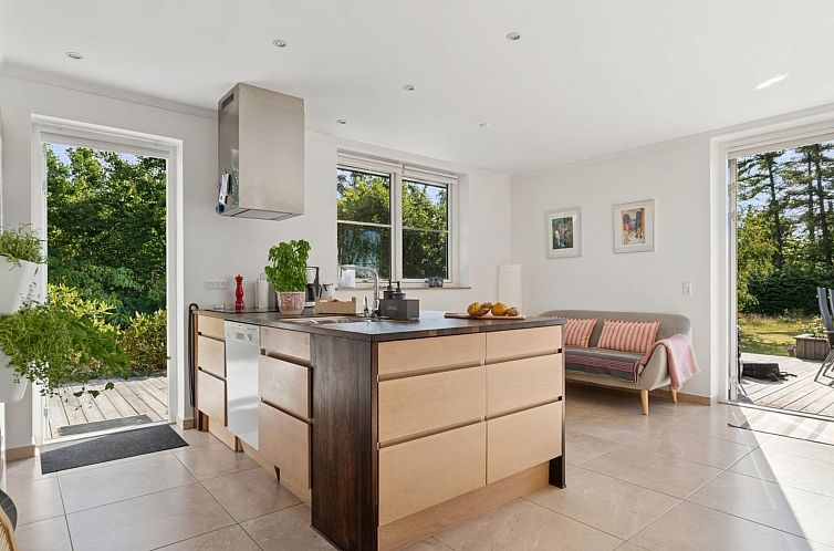 Vakantiehuis "Alvia" - 1.6km from the sea