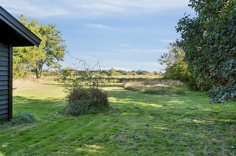 Vakantiehuis "Ela" - 1.1km from the sea