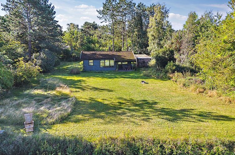 Vakantiehuis "Ela" - 1.1km from the sea