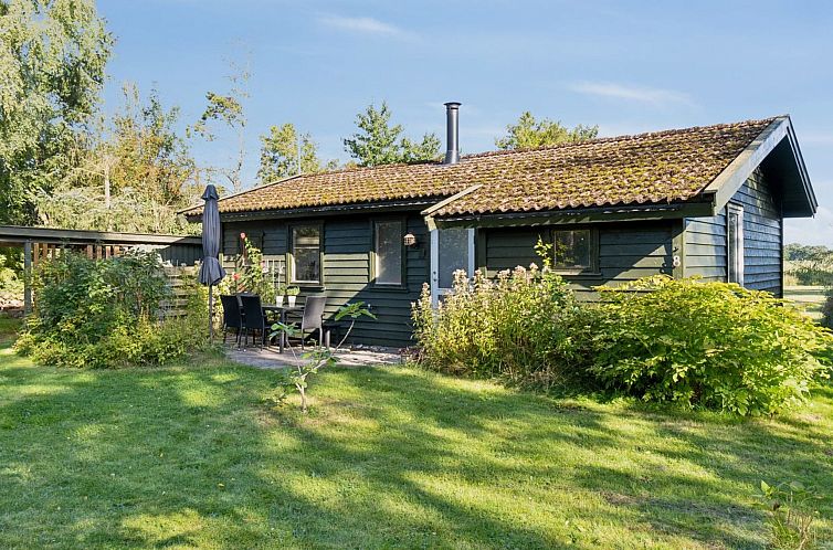 Vakantiehuis "Ela" - 1.1km from the sea