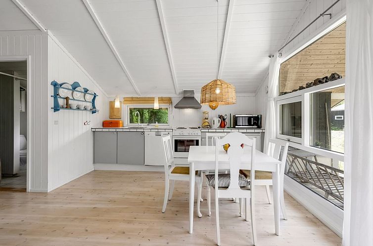 Vakantiehuis "Nnykka" - 125m from the sea