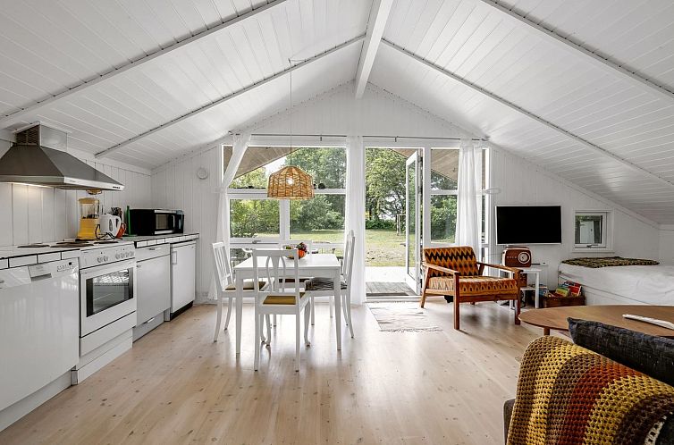 Vakantiehuis "Nnykka" - 125m from the sea