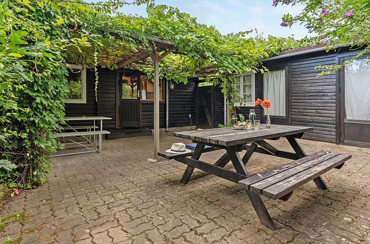 Vakantiehuis "Meeno" - 200m from the sea