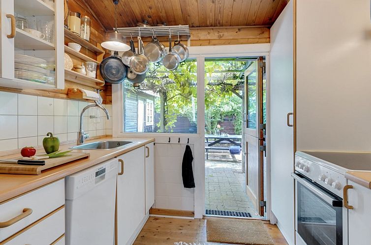 Vakantiehuis "Meeno" - 200m from the sea