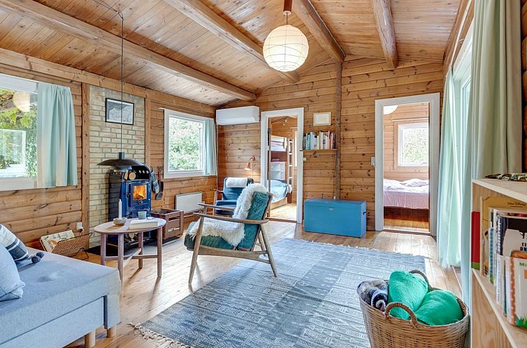 Vakantiehuis "Meeno" - 200m from the sea