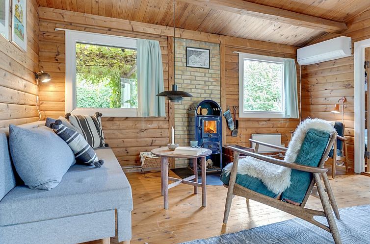 Vakantiehuis "Meeno" - 200m from the sea