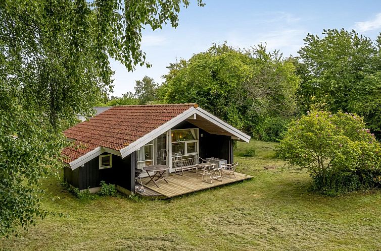 Vakantiehuis "Nnykka" - 125m from the sea