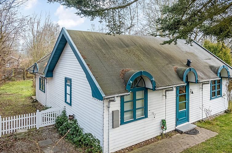 Vakantiehuis "Arto" - 325m from the sea