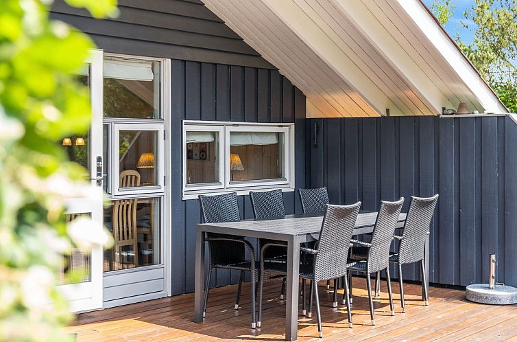 Vakantiehuis "Dorti" - 725m from the sea