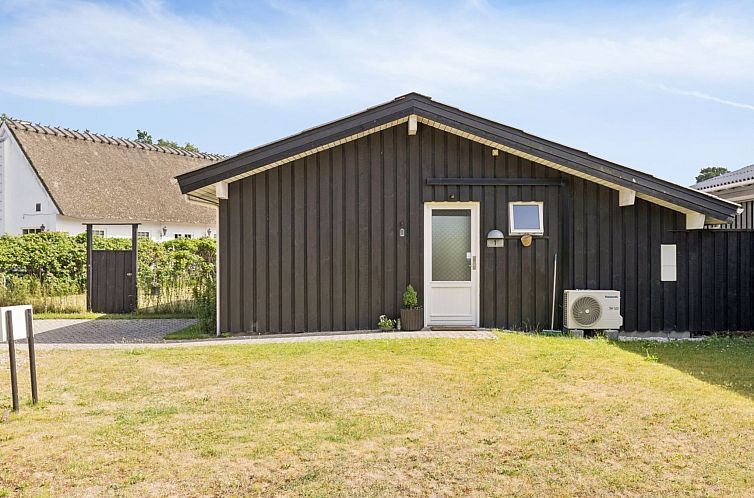 Vakantiehuis "Sahid" - 20m from the sea