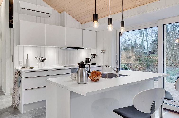 Vakantiehuis "Fridborg" - 425m from the sea