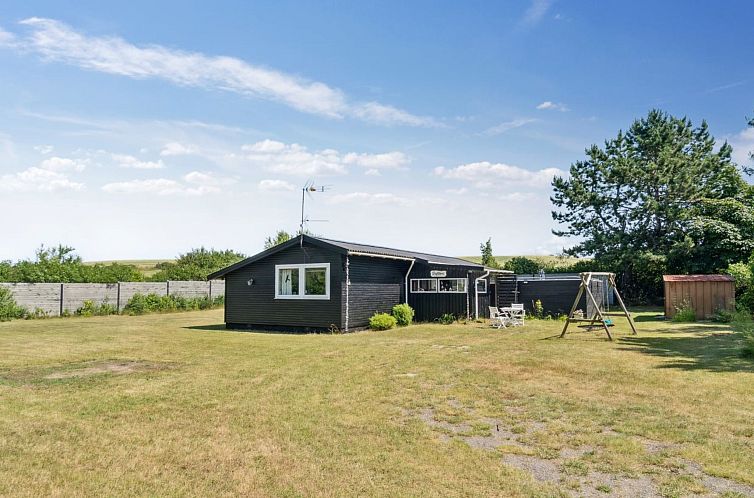 Vakantiehuis "Ludvika" - 350m from the sea